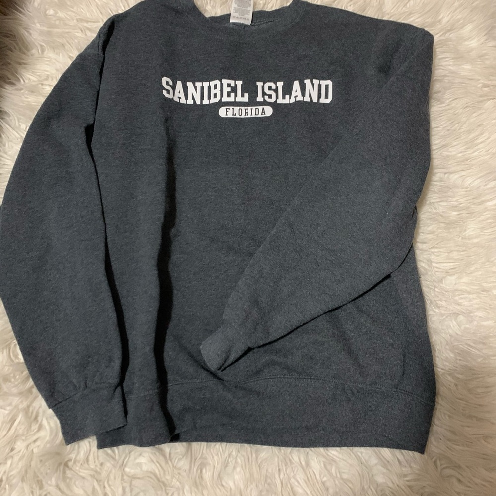 sanibel crewneck